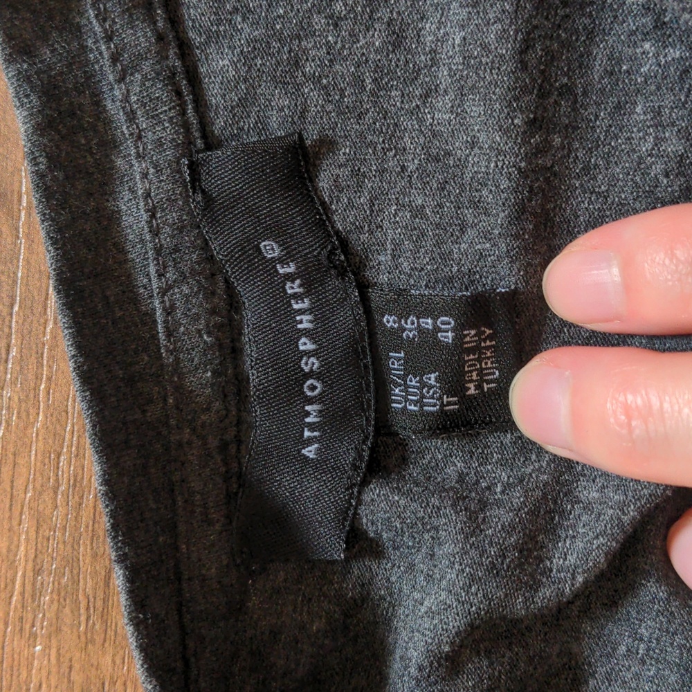 Primark in pizza we crust Pocket Roll Sleeve T-shirt - Picture 3 of 7